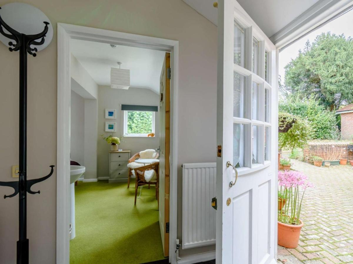 Claridge House Bed & Breakfast Lingfield Luaran gambar